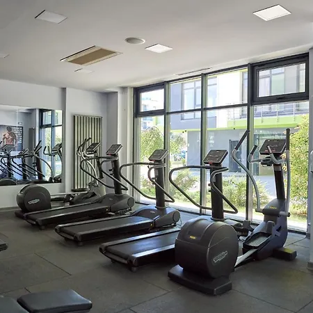 Sunrise Pool & Mamaia Nord Apartment *