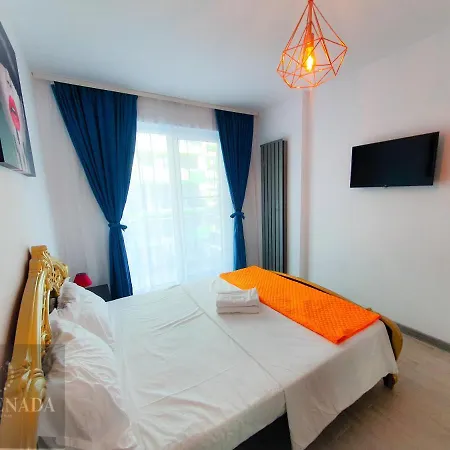 Sunrise Pool & Mamaia Nord