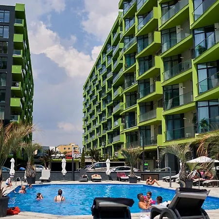 Apartmán Sunrise Pool & Mamaia Nord 3*
