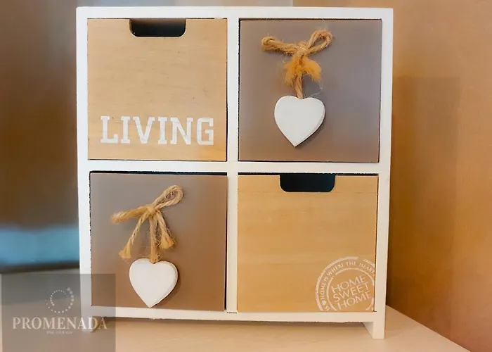 Sunrise Pool & Mamaia Nord